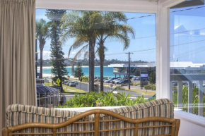 Surf and Turf Retreat Mollymook